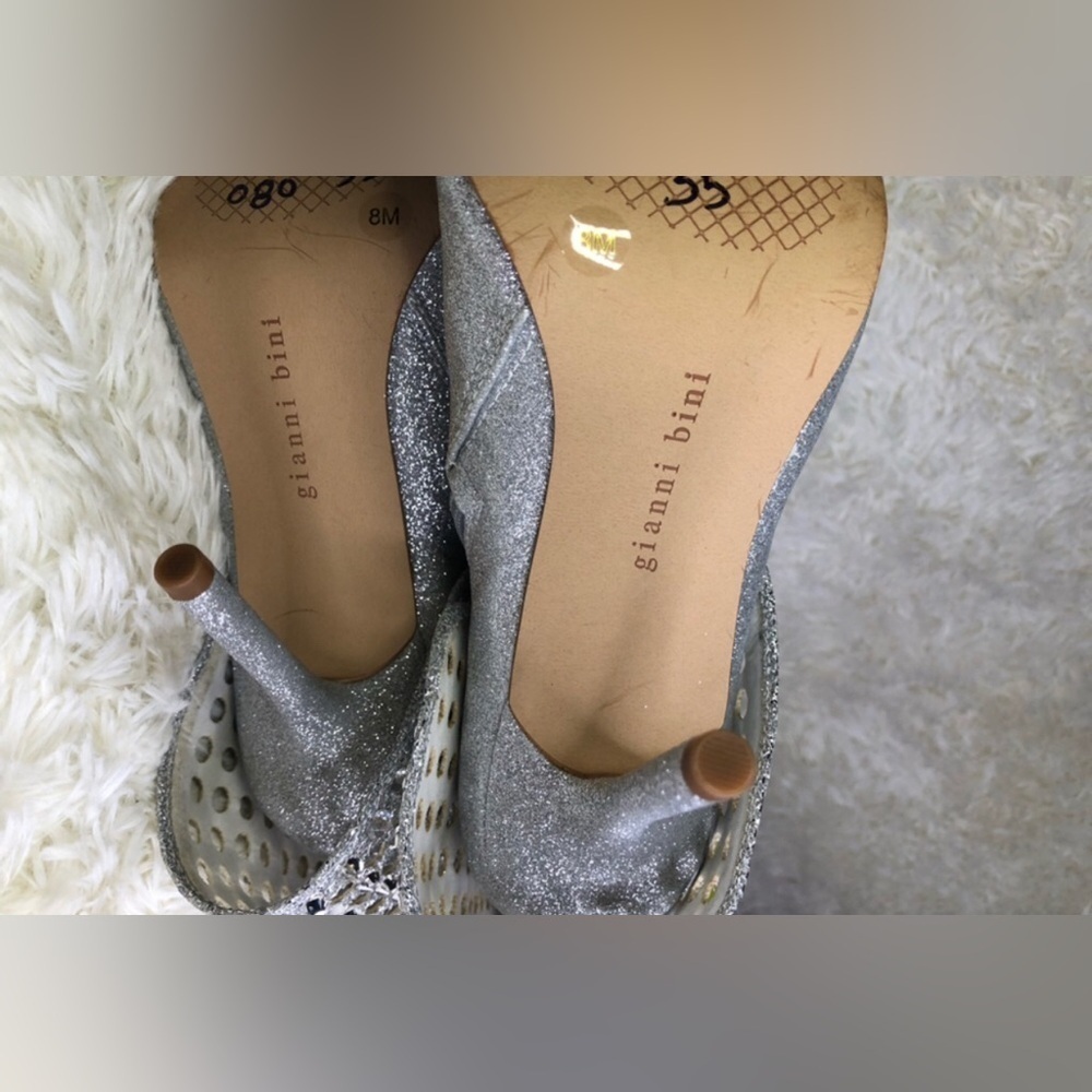 Gianni Bini Silver Crystal Heeled Boots NWT SIZE 8 - Picture 14 of 16